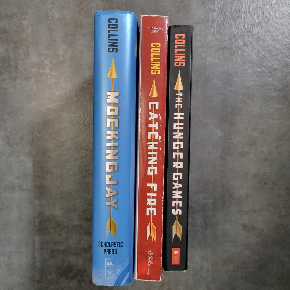 Collins, Suzanne The Hunger Games Trilogy Book Set